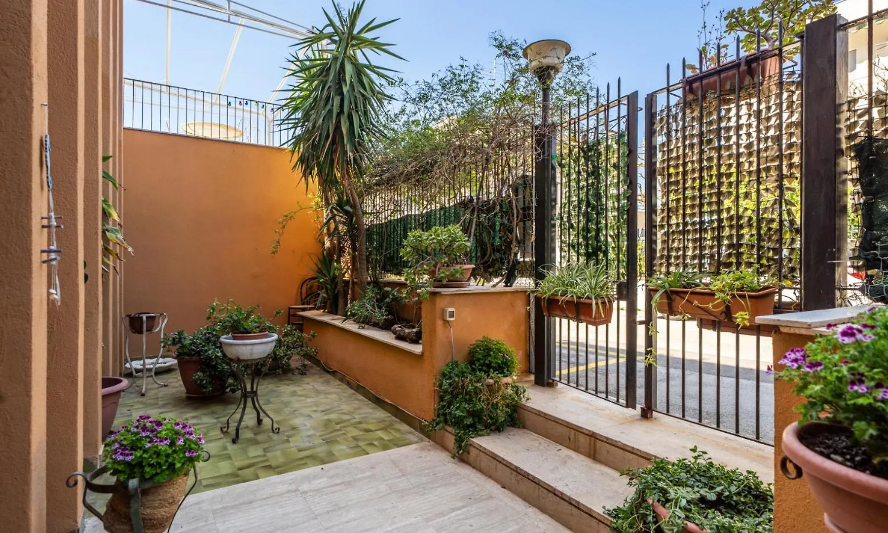 A Pochi Passi Dal Mare Apartment Mondello 0*,