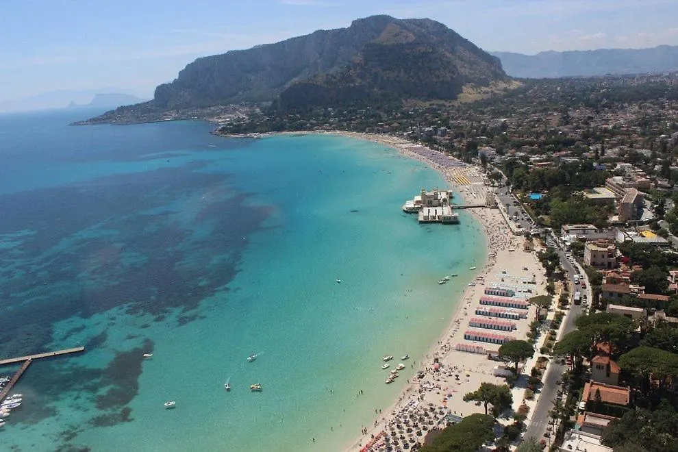 A Pochi Passi Dal Mare Apartment Mondello 0*,  Italy