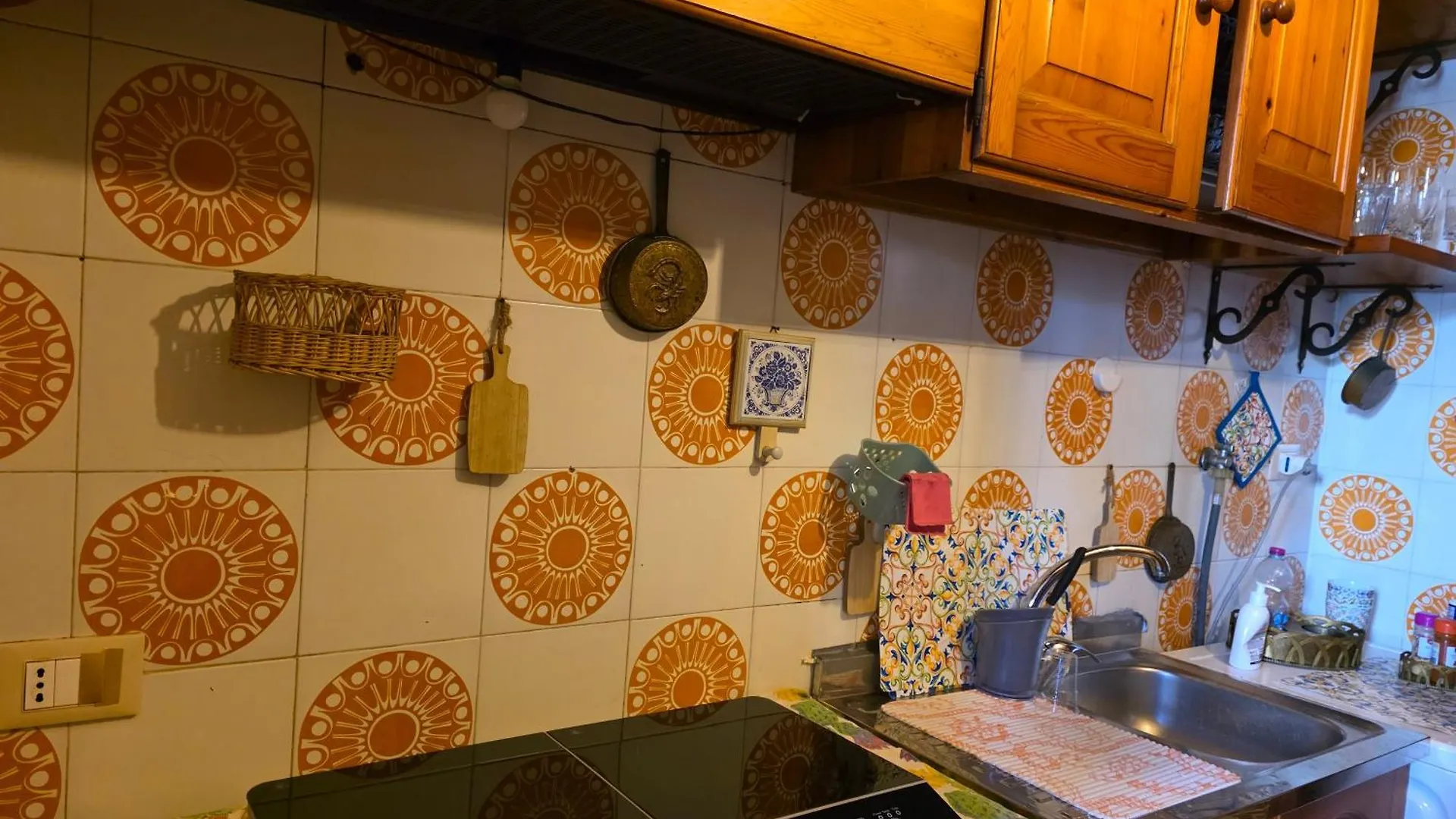 A Pochi Passi Dal Mare Apartment Mondello 0*,  Italy