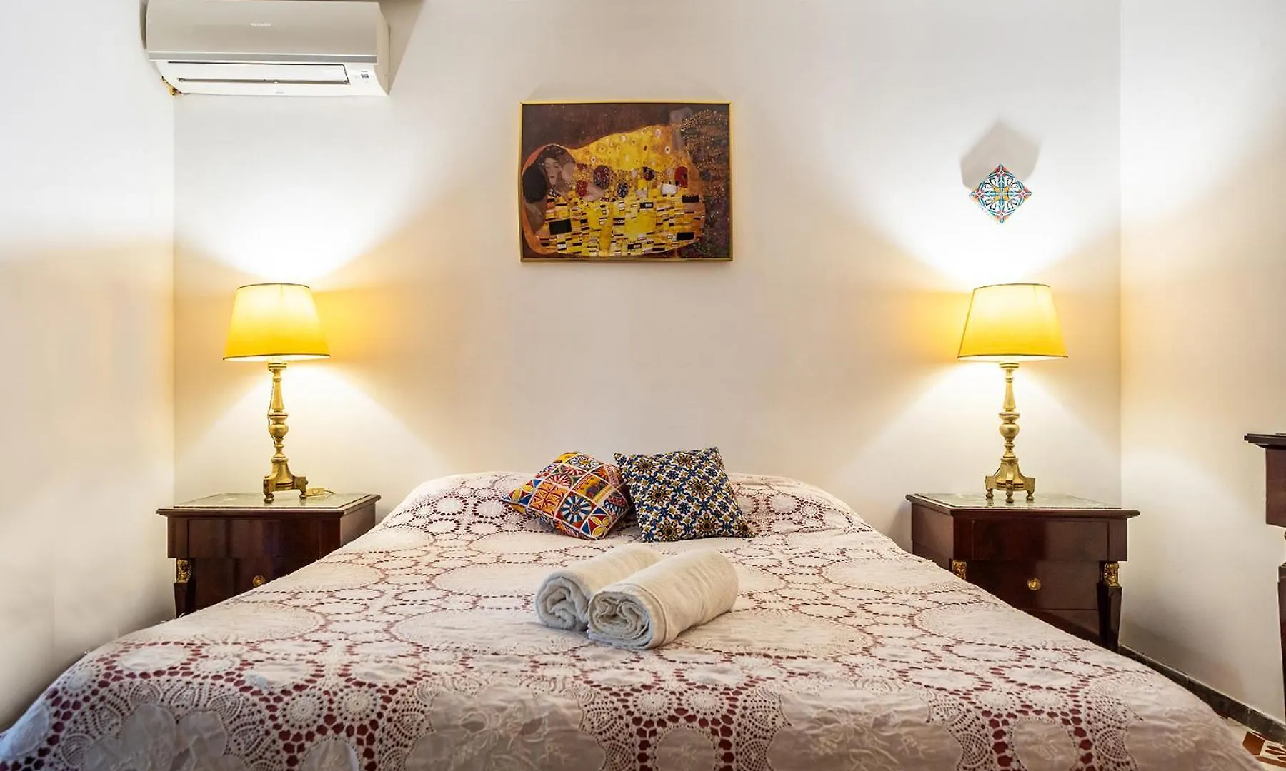 A Pochi Passi Dal Mare Apartment Mondello 0*,